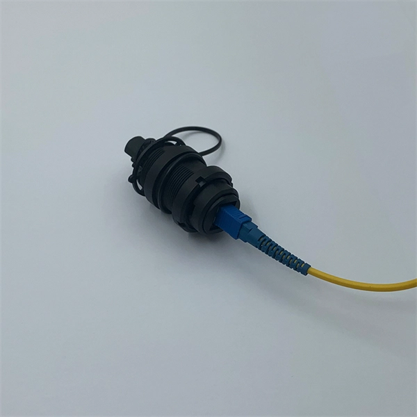 Weak current wire mesh cable tray fixing device
